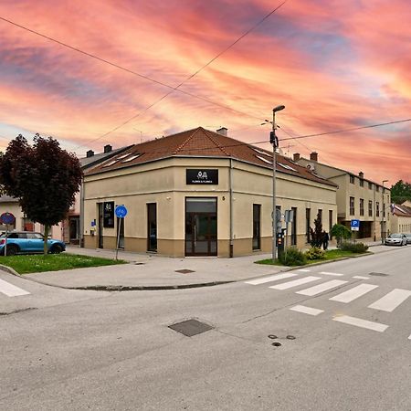 Florek & Florica Apartment Križevci Eksteriør bilde
