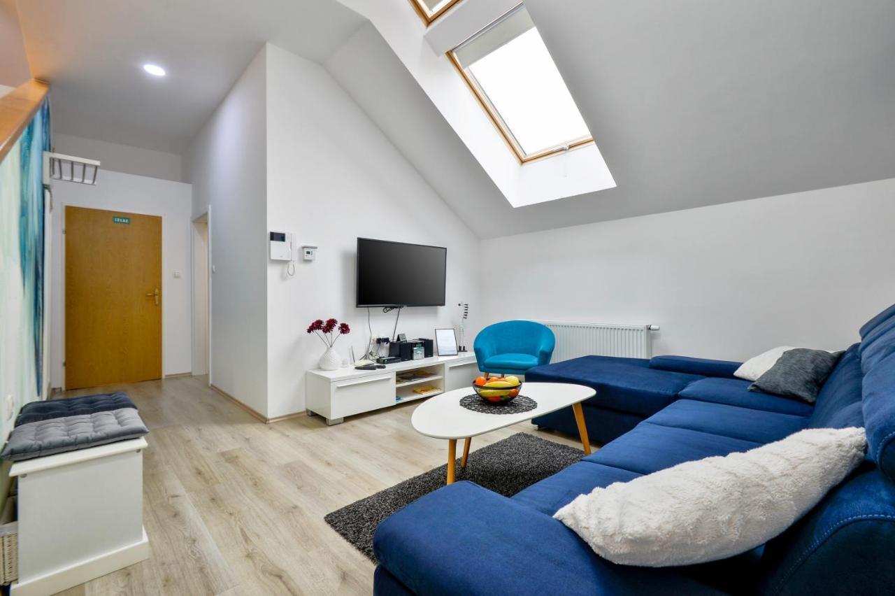 Florek & Florica Apartment Križevci Eksteriør bilde