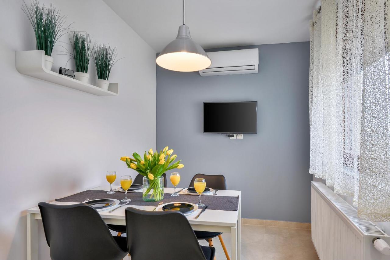 Florek & Florica Apartment Križevci Eksteriør bilde
