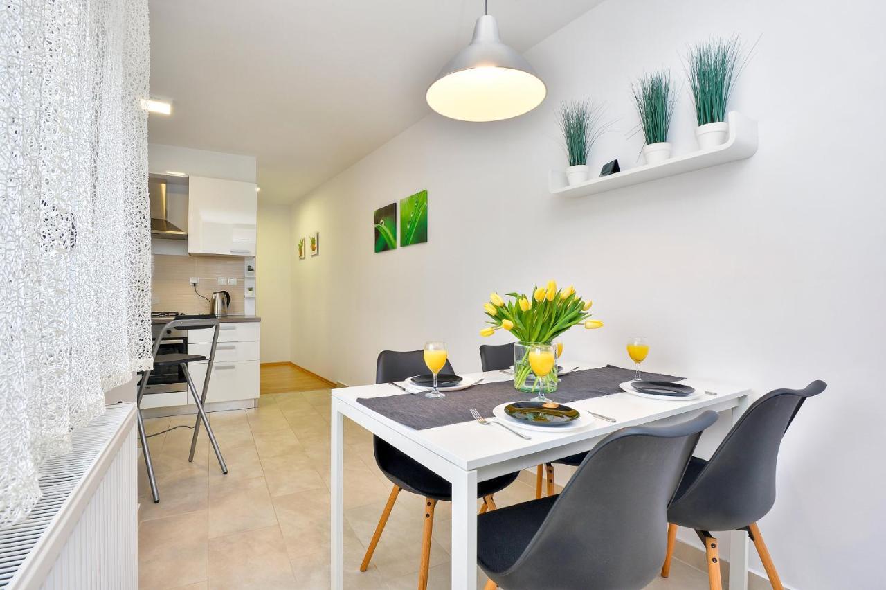 Florek & Florica Apartment Križevci Eksteriør bilde