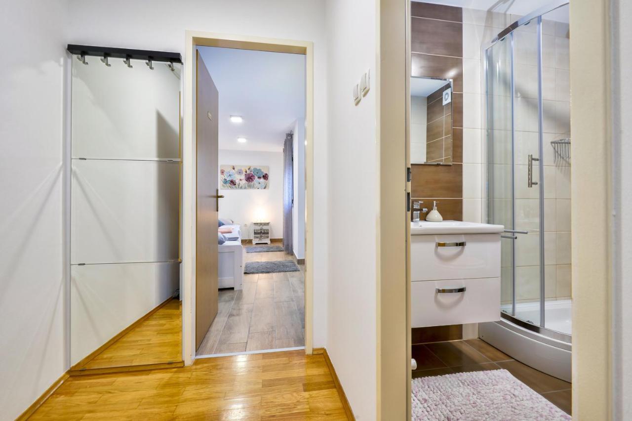 Florek & Florica Apartment Križevci Eksteriør bilde