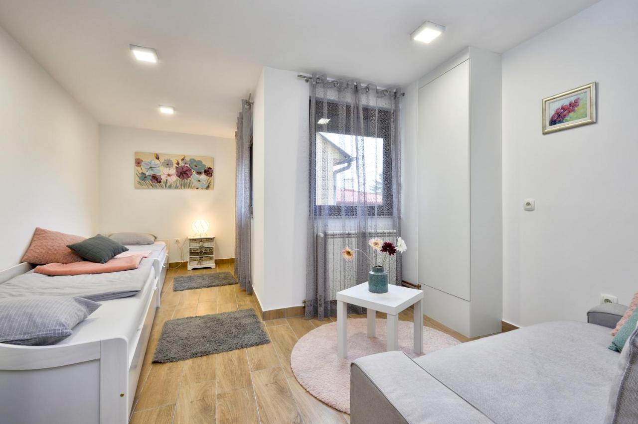 Florek & Florica Apartment Križevci Eksteriør bilde