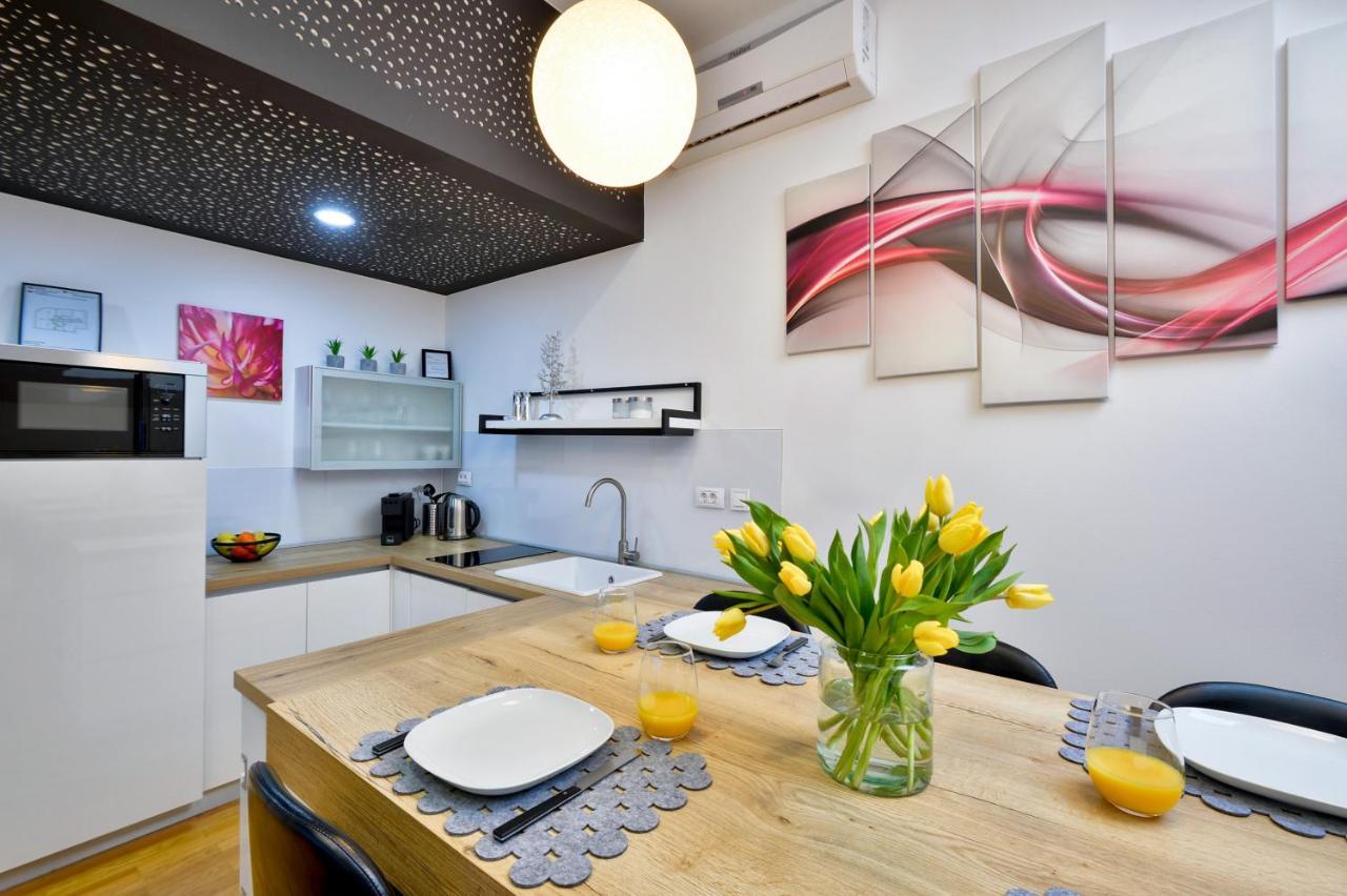 Florek & Florica Apartment Križevci Eksteriør bilde